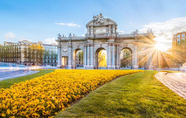 The Alacala Door is a one of the ancient door landmarks in Madrid as it was the entrance of people coming from France, Aragon, and Catalunia.